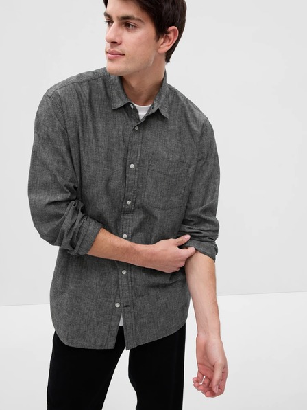 GAP Shirt