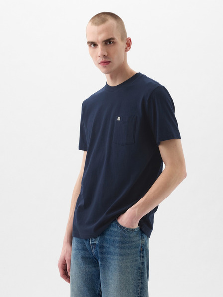 GAP T-shirt